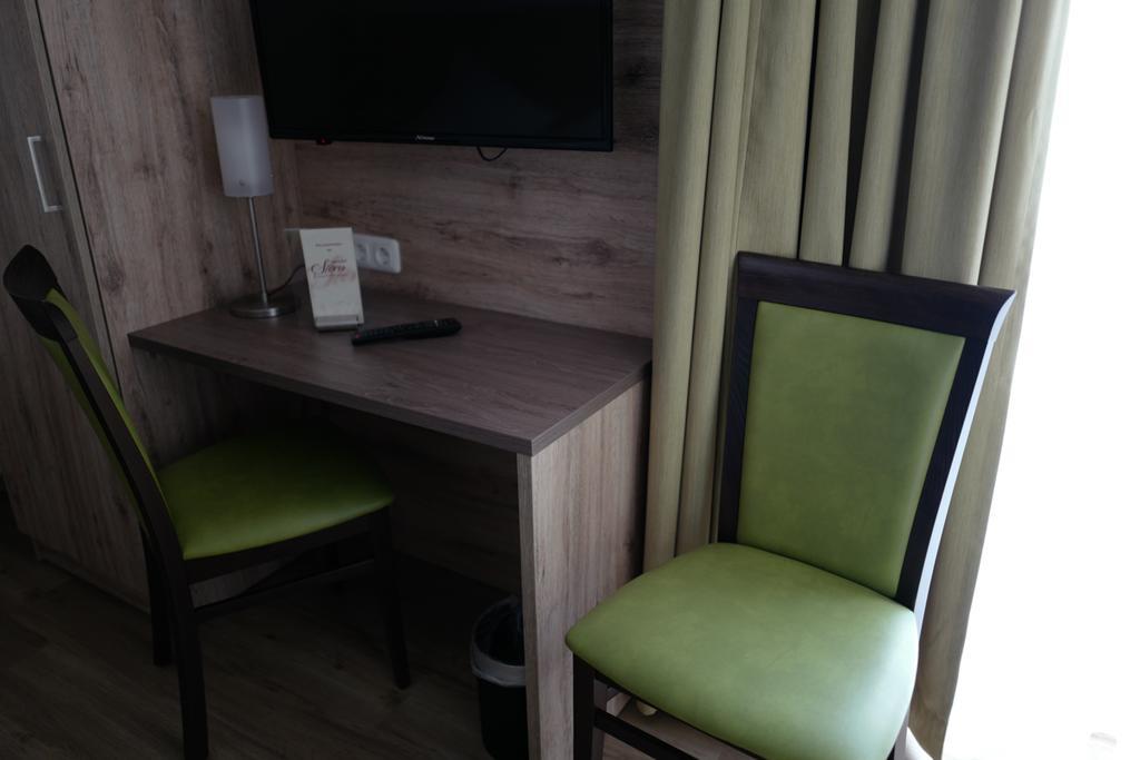 Hotel Stern แกร์สโทเฟิน ภายนอก รูปภาพ
